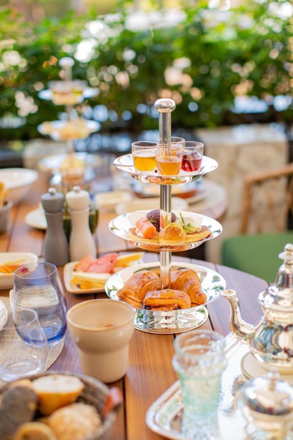 Hotel Jadali & Spa Marrakesh Exterior foto Afternoon tea at the InterContinental London Park Lane